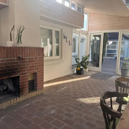 Large Townhouse, Only 500m From Center *